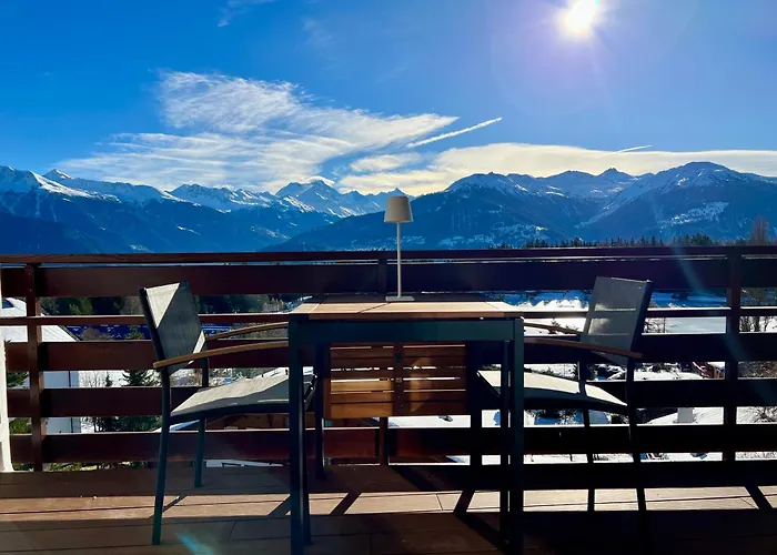 Magnifique Attique Avec Vue Sur Le Lac De La Moubra