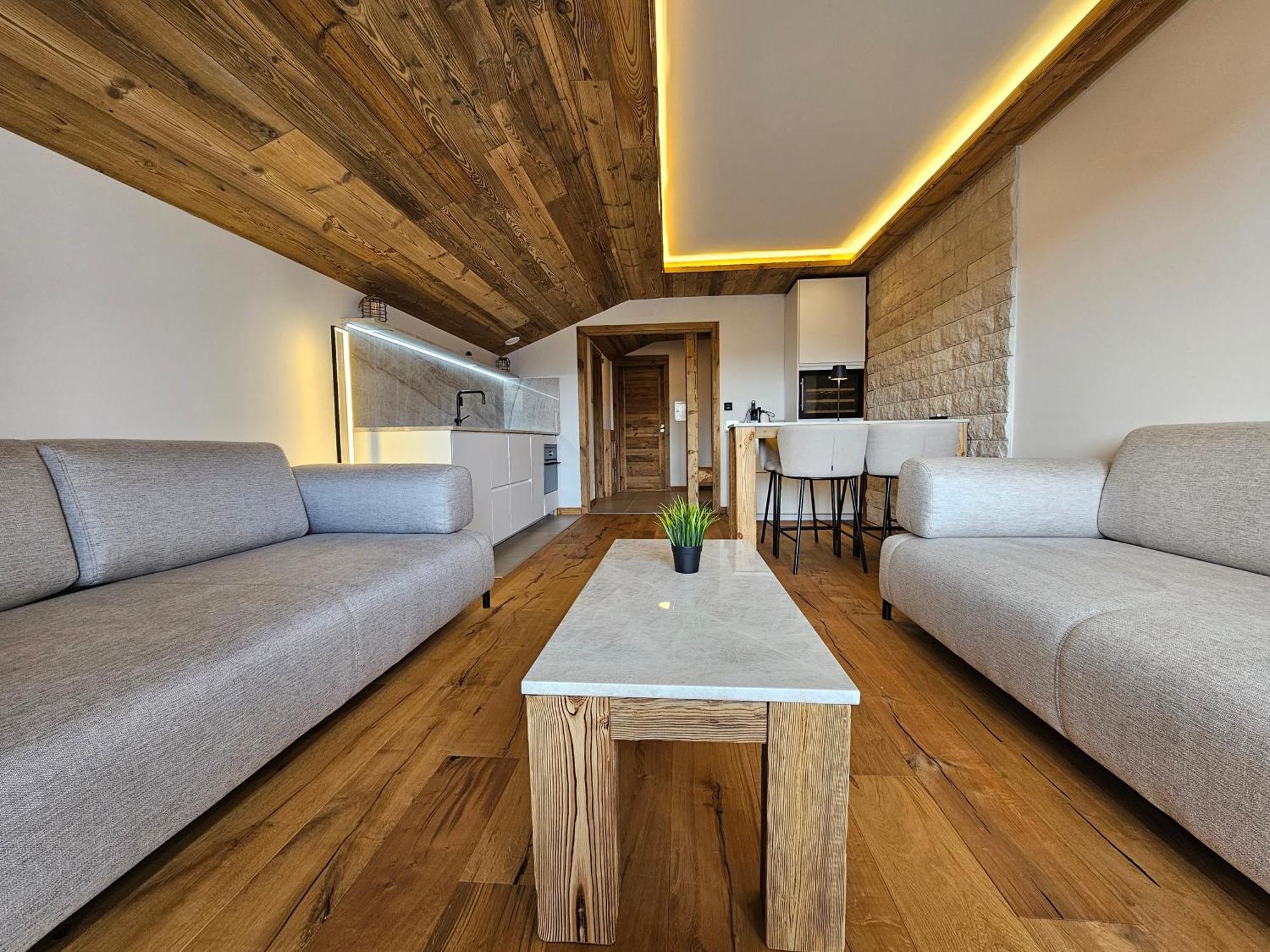 Appartement Magnifique Attique Avec Vue Sur Le De La Moubra